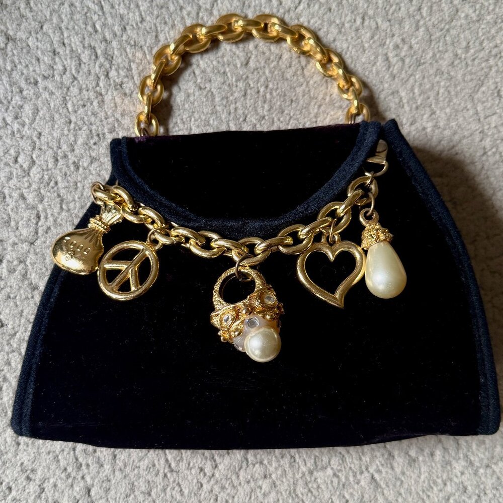 Black and Gold Hardware Woman Purse 90s, Black light suede.